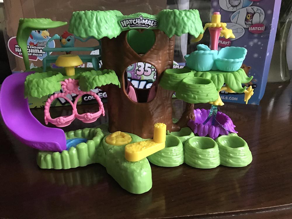 A Hatchimals Colleggtibles Hatchery Nursery Playset Review