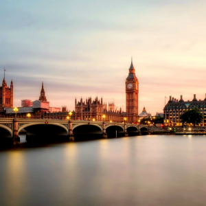 Scene of London bridge