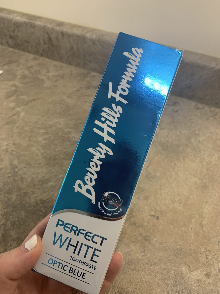 Brighter Whiter Teeth - blue toothpaste